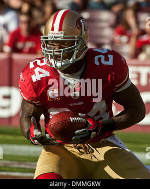 Nov 08, 2009 - San Francisco, California, U.S. - San Francisco 49ers vs  Titans Tennessee at Candlestick Park Sunday, November 08, 2009. San  Francisco 49ers wide receiver Josh Morgan #84 with the