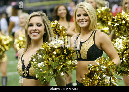 18 October 2009: Saintsations cheerleader during game action between the New York Giants and the New Orleans Saints in the Louisiana Superdome. (Credit Image: © Southcreek Global/ZUMApress.com) Stock Photo