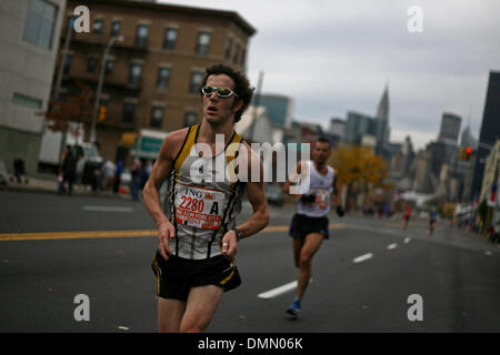 Nov 01, 2009 - New York, New York, USA - More than 40,000 runners run in the 2009 New York City Marathon. (Credit Image: © Mehmet Demirci/ZUMA Press) Stock Photo