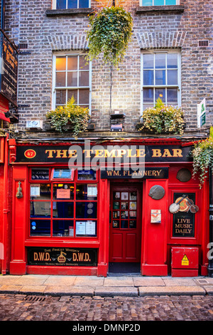 The Temple Bar Pub in Temple Bar Street Dublin City Ireland Stock Photo