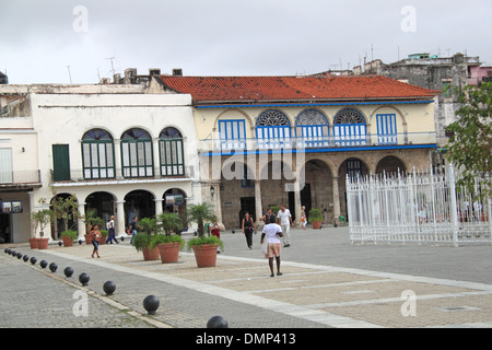 Casa del Conde Jaruco (on right), Plaza Vieja, Old Havana (La Habana Vieja), Cuba, Caribbean Sea, Central America Stock Photo