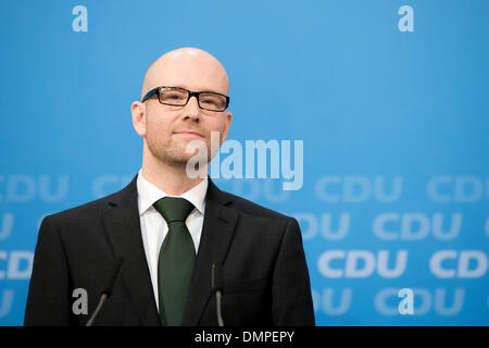 Berlin, Germany. 15th Dec, 2013. CDU Press Conference with Angela Merkel, German Chancellor and CDU Chairman, at the headquarters of the CDU Party in Berlin. / Picture: Peter Tauber (CDU). Credit:  Reynaldo Paganelli/NurPhoto/ZUMAPRESS.com/Alamy Live News Stock Photo