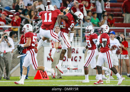 Stanford's Levine Toilolo (11) during warm up at Stanford Stadium in  Stanford Calif. on Saturday. The Stanford Cardinals defeated the Washington  Huskies 34-14. (Credit Image: © Konsta Goumenidis/Southcreek  Global/ZUMApress.com Stock Photo 