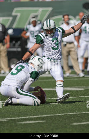 New York Jets #3 Kicker Jay Feely. The Jaguars Defeated The Jets 24-22 At Giants Stadium