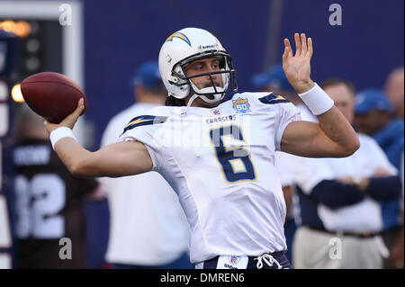 QB Whitehurst rejoins Chargers