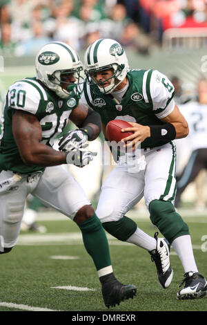 Giants Stadium. The Jaguars defeated the Jets 24-22 at Giants Stadium,  Rutherford, New Jersey. (Credit Image: © Anthony Gruppuso/Southcreek  Global/ZUMApress.com Stock Photo - Alamy