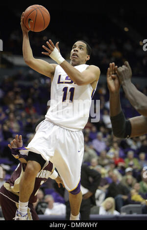 LSU guard Bo Spencer (11) shoots during the game between the ULM Warhawks and the LSU Tigers.  LSU won the game held at the Pete Maravich Assembly Center 82-62. (Credit Image: © Matt Lange/Southcreek Global/ZUMApress.com) Stock Photo