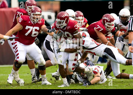 Temple Owls running back Bernard Pierce (30) running with the football while Ball State Cardinals corner Jason Pinkston (10) tries to tackle him during the NCAA football game between the Ball State Cardinals and the Temple Owls at Lincoln Financial Field in Philadelphia, Pennsylvania.  The Temple Owls beat the Cardinals, 24-19. (Credit Image: © Joe Nicola/Southcreek Global/ZUMApres Stock Photo