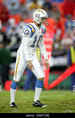 San diego chargers kicker nate hi-res stock photography and images - Alamy