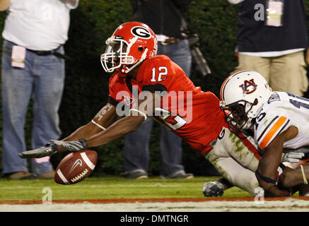 Georgia wide receiver Tavarres King (12) misses a potential touchdown pass at the game against Auburn in Sanford Stadium at the University of Georgia in Athens, Ga., on Saturday, November 14, 2009. Georgia won 31-24. (Credit Image: © Daniel Shirey/Southcreek Global/ZUMApress.com) Stock Photo