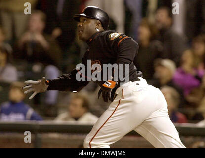 Oct 03, 2001; Houston, TX, USA; Barry Bonds shows the frustration