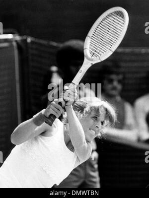 June 29, 1981 - London, England, U.K. - Tennis player TRACY AUSTIN playing in a match against Pat Shriver during the Wimbledon Championships. . (Credit Image: © KEYSTONE Pictures USA/ZUMAPRESS.com) Stock Photo