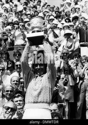 June 11, 1984 - Paris, France - Tennis Star MARTINA NAVRATILOVA holds up her trophy after she wins the France Open against Chris Evert. (Credit Image: © KEYSTONE Pictures USA/ZUMAPRESS.com) Stock Photo
