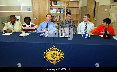 Feb 01, 2006; Boca Raton, FL, USA; Boca Raton High School signees sit for a group portrait Wednesday, Feb. 1, 2006 in Boca Raton. Six athletes committed with colleges: (l-r) Fred Alexander with Northwest Mississippi Community College, Al Gibbs with Fresno City Community College, John Lubischer with Duke, Kendal Mason with Northwestern, Tyler Rice with Duke, and Nick DiMauro with Me Stock Photo