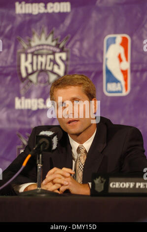 Jun 03, 2006; Sacramento, CA, USA; ERIC MUSSELMAN was introduced as the new Sacramento Kings head coach on Saturday afternoon at Arco Arena in Sacramento, California.  Mandatory Credit: Photo by Jose Luis Villegas/Sacramento Bee/ZUMA Press. (©) Copyright 2006 by Sacramento Bee Stock Photo