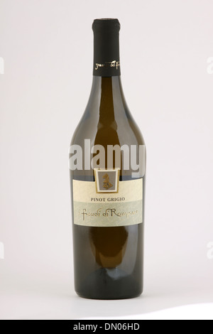A bottle of Italian white wine, i feudi di Romans, Pinot Grigio, Italy Stock Photo