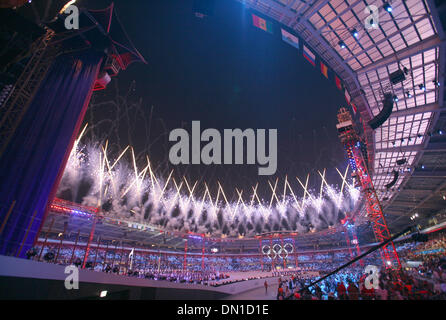 Feb 10, 2006; Turin, ITALY; Turin kicked off their 2006 Olympic games with an extravagant opening ceremony at the Olympic Stadium Friday night. Pictured: Fireworks shot off around the Olympic Stadium near the end of the opening ceremony Friday night. Mandatory Credit: Photo by Jeff Wheeler/Minneapolis Star T /ZUMA Press. (©) Copyright 2006 by Minneapolis Star T Stock Photo