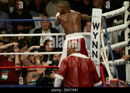 Apr 08, 2006; Las Vegas, NV, USA; FLOYD MAYWEATHER JR. vs ZAB JUDAH IBF Welterweight Fight. ZAB JUDAH Punched MAYWEATHER below the belt, MAYWEATHER in corner after getting punched. MAYWEATHER'S Uncle & trainer ROGER MAYWEATHER was removed from the arena for jumping into the ring and going after ZAB JUDAH. The Nevada Athletic Commission with held the purses until they could review t Stock Photo