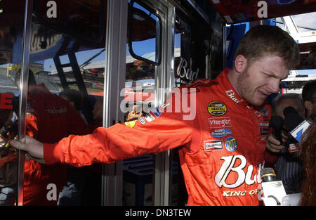 Oct 20, 2006; Martinsville, VA, USA; Driver DALE EARNHARDT JR. during practice for the NASCAR Nextel Cup Series Subway 500 at Martinsville Speedway. Mandatory Credit: Photo by Jason Moore/ZUMA Press. (©) Copyright 2006 by Jason Moore Stock Photo