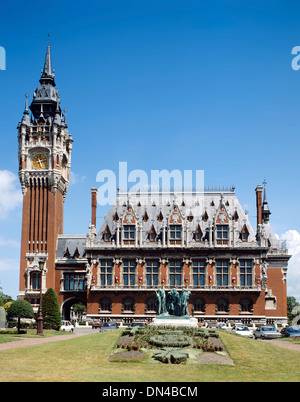 The Calais Town Hall showing Auguste Rodin's monument to the Burghers of Calais, Calais, France Stock Photo