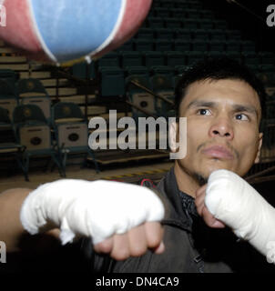 Jul 11, 2006; Las Vegas, NV, USA; Boxer DANIEL PONCE DE LEON prepares for his July 15 bout on the undercard of Shane Mosley Versus Fernando Vargas being held at The MGM Grand Garden Arena in Las Vegas. Mandatory Credit: Photo by Rob DeLorenzo/ZUMA Press. (©) Copyright 2006 by Rob DeLorenzo Stock Photo