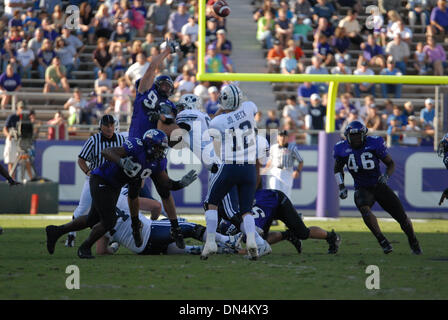 Sep 28, 2006; Fort Worth, TX, USA; NCAA FOOTBALL: BYU @ TCU game was televised on national TV. TCU is ranked 17th in the nation and will tumble out of the running and out of a BCS bid. BYU manhandled TCU all night long. BYU beat TCU 31 - 17. Mandatory Credit: Photo by David Walsh/ZUMA Press. (©) Copyright 2006 by David Walsh Stock Photo