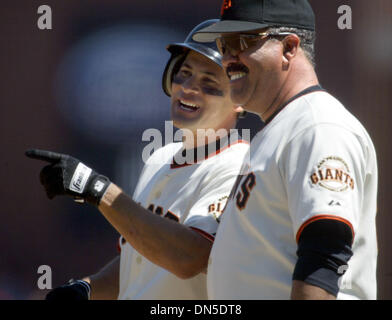 San Diego Padres second baseman Ha-Seong Kim plays during a baseball game  against the Cincinnati Reds Saturday, July 1, 2023, in Cincinnati. (AP  Photo/Jeff Dean Stock Photo - Alamy