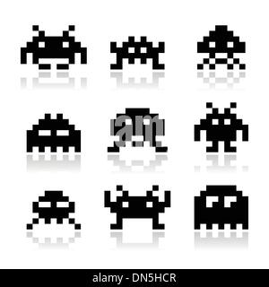 Space Flinders, 8bit aliens icons set Stock Vector
