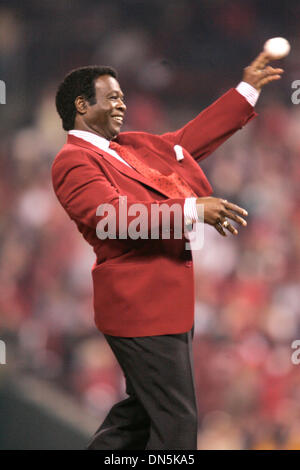 Oct 25, 2006; St. Louis, MO, USA; LOU BROCK tosses out the ceremonial first ball. The WS Game 4 between the Detroit Tigers and the St. Louis Cardinals at Busch Stadium October 25th, 2006. Mandatory Credit: Photo by Steve Perez/Detroit News/ZUMA Press. (©) Copyright 2006 by Detroit News Stock Photo
