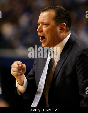 UK head coach Billy Gillispie in the first half of the University of Kentucky vs. Tennessee basketball game on Saturday, Feb. 21, 2009 in Rupp Arena in Lexington.   Photo by David Perry  (Credit Image: © Lexington Herald-Leader/ZUMA Press) Stock Photo