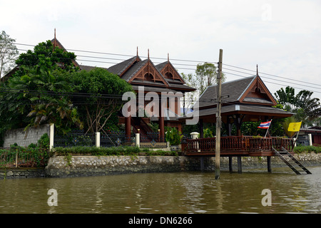 Thai-style house on the canal, Khlong or Klong, Bangkok, Thailand Stock Photo