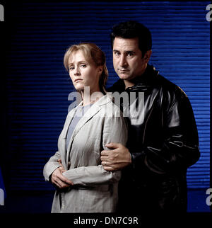 Sept. 23, 1999 - K17803CM.BLACK AND BLUE.TV-FILM STILL.SUPPLIED BY    MARY STUART MASTERSON.ANTHONY LAPAGLIA(Credit Image: © Globe Photos/ZUMAPRESS.com) Stock Photo