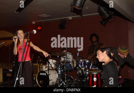 Jan. 22, 2002 - K23870AG: **EXCLUSIVE**DEBORAH FALCONER PERFORMING.AT MOOMBA, WEST HOLLYWOOD, CA 01/18/2002.DEBORAH FALCONER. AMY GRAVES/   2002.                                          (D)(Credit Image: © Globe Photos/ZUMAPRESS.com) Stock Photo