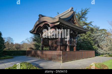 Chokushi-Mon or Gateway of the Imperial Messenger at Kew Gardens London England UK Stock Photo