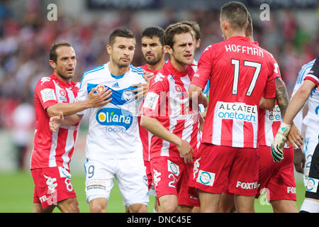 Melbourne, Victoria, Australia. 21st Dec, 2013. Tempers flare up after some rough play during the round 11 match between Melbourne Victory and Melbourne Heart during the Australian Hyundai A-League season 2013/2014 at AAMI Stadium, Melbourne. Credit:  Tom Griffiths/ZUMAPRESS.com/Alamy Live News Stock Photo