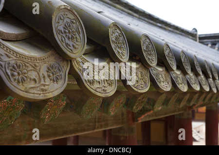 Giwa (fired clay roof tiles) used on  traditional Hanok architecture - South Korea Stock Photo