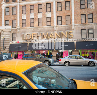 A Loehmann's department store in the Chelsea neighborhood of New York Stock Photo