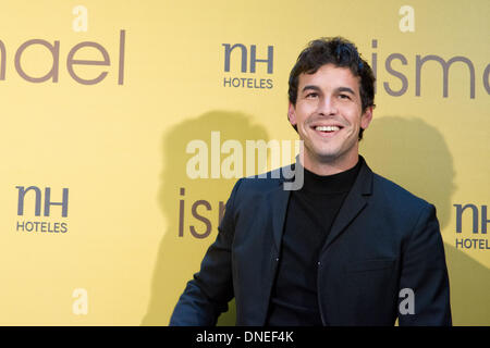 Madrid, Spain. 23rd Dec, 2013. Mario Casas attends 'Ismael' photocall at NH Palacio de Tepa Hotel on December 23, 2013 in Madrid, Spain.Photo: Oscar Gonzalez/NurPhoto Credit:  Oscar Gonzalez/NurPhoto/ZUMAPRESS.com/Alamy Live News Stock Photo