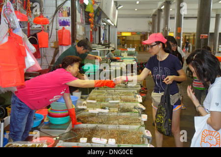 Hong Kong China,HK,Asia,Chinese,Oriental,Island,North Point,Java Road,North Point Ferry Pier,fish,vendor vendors stall stalls booth market marketplace Stock Photo