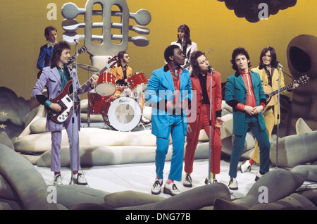 SHOWADDYWADDY  UK pop group about 1975 Stock Photo