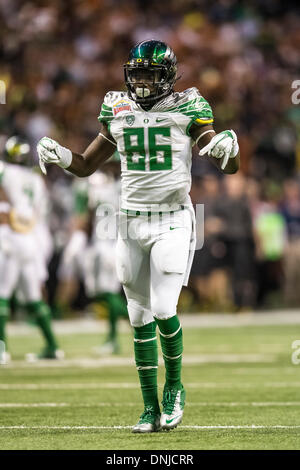 San Antonio, Texas, USA. 30th Dec, 2013. December 30, 2103: Oregon Ducks wide receiver Austin Daich (86 during the Valero Alamo Bowl NCAA football game between the Oregon Ducks and the Texas Longhorns at the Alamodome in San Antonio, TX. The Ducks defeated the Longhorns 30-7. Credit:  csm/Alamy Live News Stock Photo