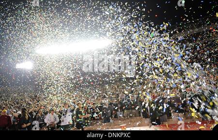 Pasadena, California, USA. 1st January 2014. Confetti streams during the 100th Rose Bowl College football game between the Stanford Cardinal and the Michigan State Spartans at the Rose Bowl Stadium in Pasadena, California John Green/CSM Stock Photo