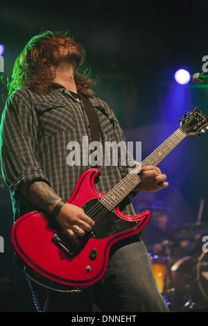 Milwaukee, Wisconsin, USA. 14th May, 2011. Guitarist and vocalist SHAUN MORGAN of Seether performs at The Rave in Miwaukee, Wisconsin © Daniel DeSlover/ZUMAPRESS.com/Alamy Live News Stock Photo