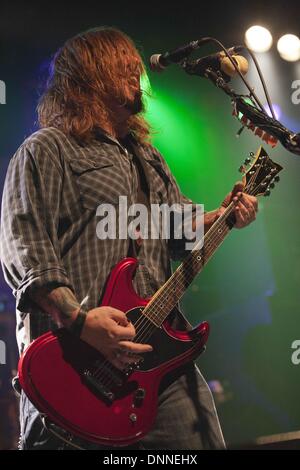 Milwaukee, Wisconsin, USA. 14th May, 2011. Guitarist and vocalist SHAUN MORGAN of Seether performs at The Rave in Miwaukee, Wisconsin © Daniel DeSlover/ZUMAPRESS.com/Alamy Live News Stock Photo