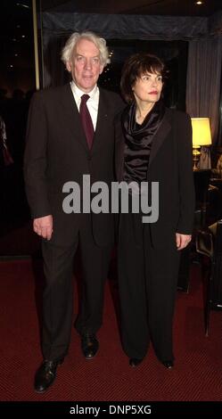 Donald Sutherland and wife Francin at the reception of ColumbiaTristar during the Berlinale 2002. Stock Photo