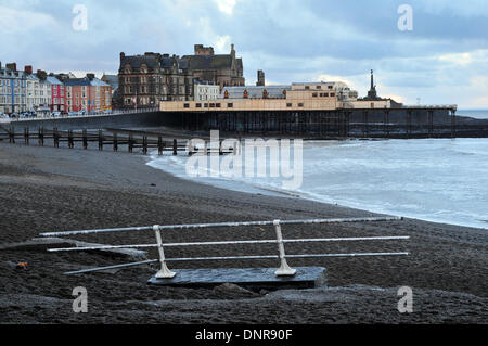 Aberystwyth, Wales, UK - Storm damage on the Promenade in Aberystwyth, west Wales, after the latest gales and storm surge - January 4th 2014. Photo credit: John Gilbey/Alamy Live News. Stock Photo