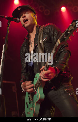 Chicago, Illinois, USA. 21st April, 2012. NASH OVERSTREET of Hot Chelle Rae performs at the House of Blues in Chicago, Illinois © Daniel DeSlover/ZUMAPRESS.com/Alamy Live News Stock Photo