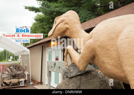 Deerfield Massachusetts roadside fossil and dinosaur shop