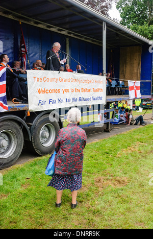 Member of the Orange Order at march in Belfast Stock Photo ...