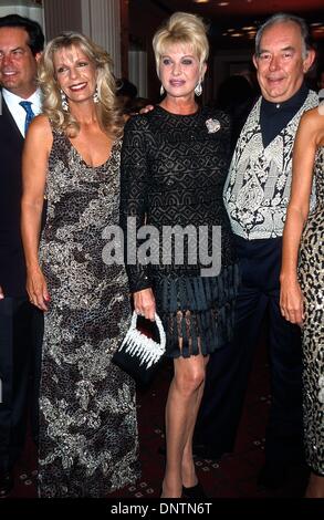 Princess Yasmin Aga Khan and guests Bewitch, Bothered & Bewildered - 2007  Alzheimer's Association Rita Hayworth Gala New York Stock Photo - Alamy